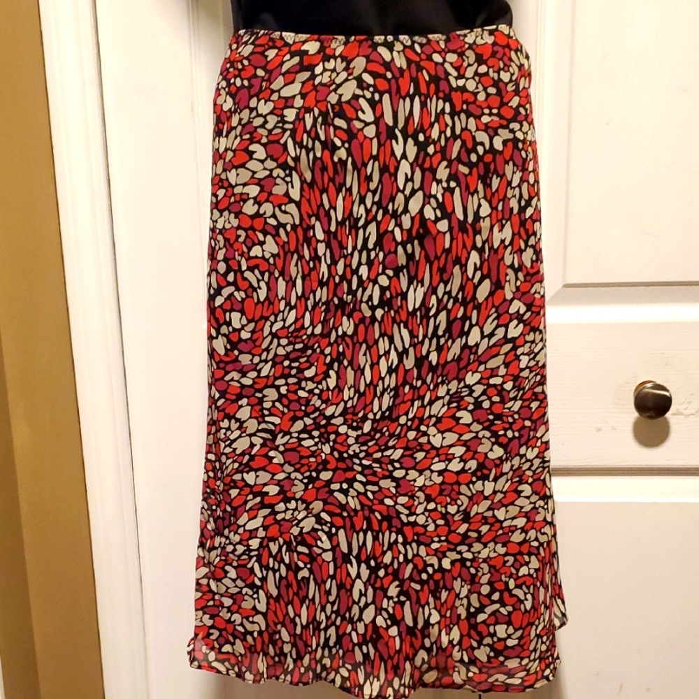Express Women's Stylish Red/Black Patterned Skirt - Size Medium